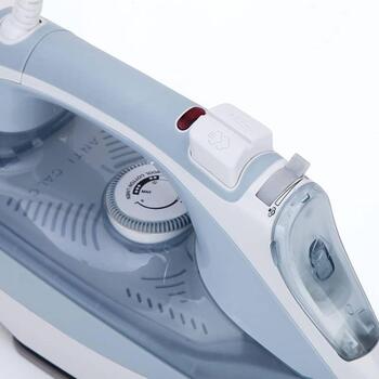 Jata Gludeklis PL1058C, 3000 W, 0.4 l, 50 g/min, 220 g tvaika trieciens, automātiskā izslēgšanās, keramika (PL1058C)