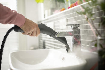 Karcher SC 3 EasyFix пароочиститель, 1.513-650.0, 1900W, 0.5L, 3.5bar, 75м², нагрев 30с, насадка EasyFix, картридж от накипи (1.513-650.0)