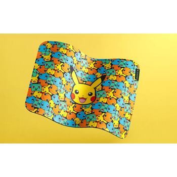 Razer peles paliktnis Gigantus V2 Medium RZ02-03333900-R3M1, vidējs, Pokémon Kanto Starters Edition, akumulators (RZ02-03333900-R3M1)