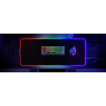 Razer Коврик для мыши Strider Chroma RZ02-04490100-R3M1, 900x370x4 мм, черный, RGB подсветка, гибридная поверхность, USB Type A (RZ02-04490100-R3M1)