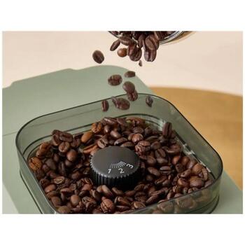 Krups кофемашина SA401LE0 Crush, 15 бар, 1370 Вт, 1,8 л, 150 г, автоматическая, черный/зеленый, встроенная кофемолка (SA401LE0)