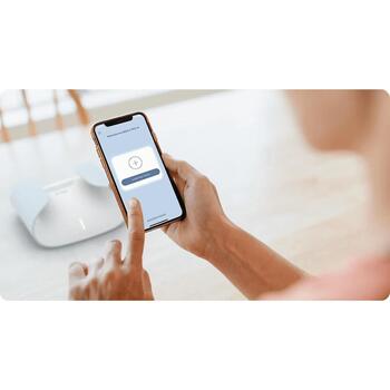 D-Link AX6000 Wi-Fi 6 умный Mesh роутер M60, 1148/4804 Мбит/с, 2.4/5 ГГц, 802.11ax, 4x RJ-45, 8 антенн, 280 м², WPA3, VPN, QoS (M60)