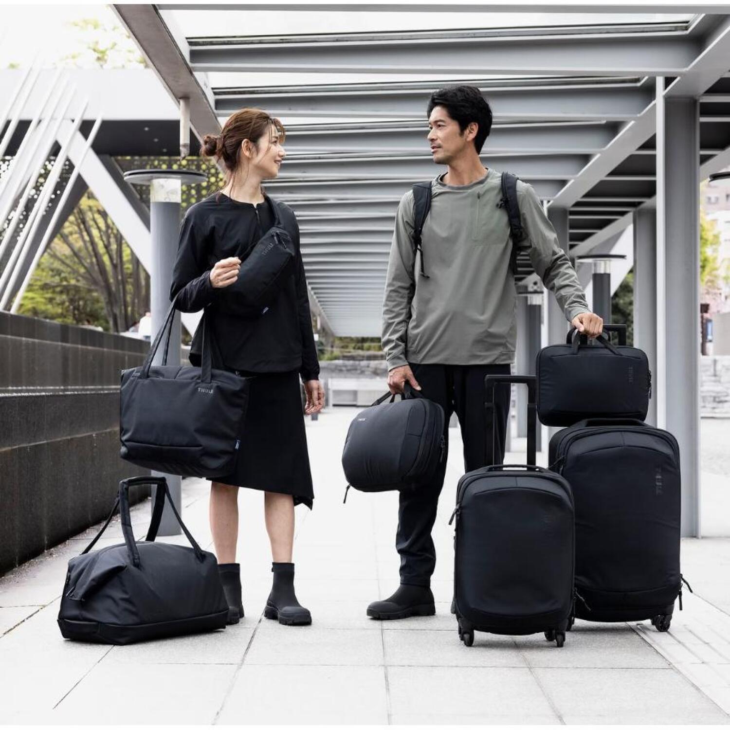Thule Subterra 2 Сумка 3205064, 22L, 700g, 49cm x 22.5cm x 33.5cm, 800D нейлон/полиэстер, ремень (3205064)