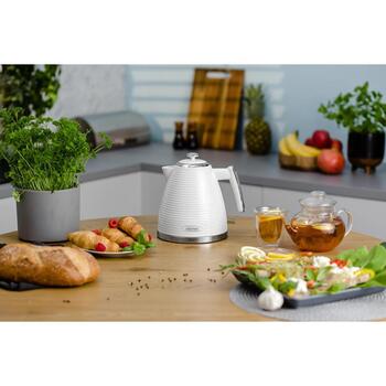 Zelmer ZCK7650 Электрический чайник 71505556P, 2200Вт, 1.7л, STRIX, плоский нагреватель, автоотключение (71505556P)