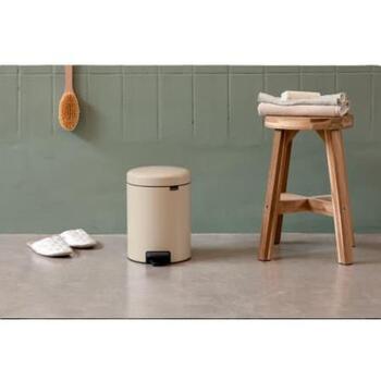 Brabantia NewIcon 149887 atkritumu tvertne, 3L, 16,8cm, 26,4cm, nerūsējošais tērauds, pedālis, kluss vāks (149887)