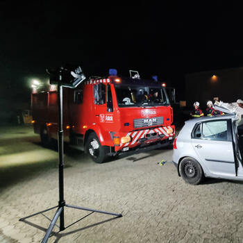 Teleskopisks trijkāju statīvs, 0.9-2m; 03.5685 Scangrip (03.5685)
