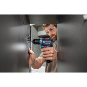 Bosch GSR 12V-32 Professional 06019N7000 аккумуляторный шуруповёрт-дрель 12 V бесщёточный мотор 21/32 Nm крутящий момент 2-скорости 0–1800 об/мин ключевой патрон 0,8–10 мм Advanced KickBack Control LED-подсветка ременной зажим без батареи и зарядного устр