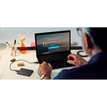 Western Digital внешний жесткий диск My Passport WDBPKJ0050BBK-WESN, 5TB, 2,5 дюйма, HDD, USB 3.0, черный (WDBPKJ0050BBK-WESN)