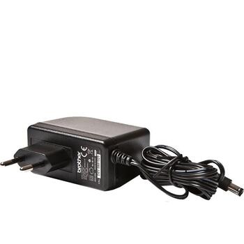 Brother strāvas adapteris ADE001AEU, 12V, 2A, melns, paredzēts P-Touch PT-D450, PT-D450VP, PT-E500VP (ADE001AEU)