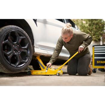 Hidraulisks domkrats, līdz 2T STMT81251-1 Stanley (STMT81251-1)