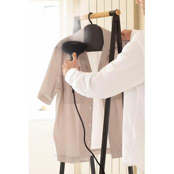 Brabantia tvaika gludināšanas pakaramais 231780, 0.1kg, audums, 360° rotējošs āķis, divpusējs (231780)