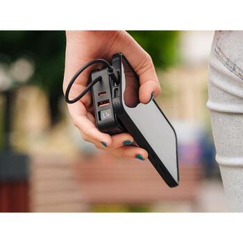 Tracer Пауэрбанк TRABAT47643, 10000 мАч, 15 Вт беспроводная зарядка, 20 Вт Power Delivery, Quick Charge 3.0 (TRABAT47643)