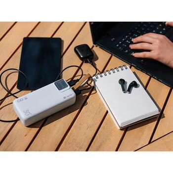 Tracer Power Bank TRABAT47506, 30000 мАч, 65 Вт, 1 x USB-C, 2 x USB-A, PD/QC 3.0, быстрая зарядка (TRABAT47506)