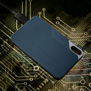 Intenso SSD ārējais 3826440 250GB, USB 3.2 Gen 1, lasīšanas ātrums 500 MB/s, šoks izturīgs, exFAT (3826440)