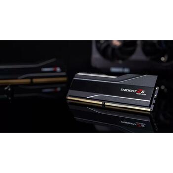 G.Skill память DIMM F5-6000J3238F16GX2-TZ5NR 32 ГБ, DDR5, 6000 МГц, 288-pin, CAS 32, двухканальная, многоцветная подсветка (F5-6000J3238F16GX2-TZ5NR)