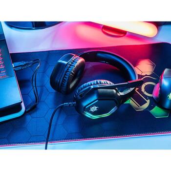 Tracer Наушники Gamezone GZ X3 TRASLU47534, 2м, 32Ω, 20-20000Гц, RGB подсветка, фиксированный микрофон, стерео (TRASLU47534)
