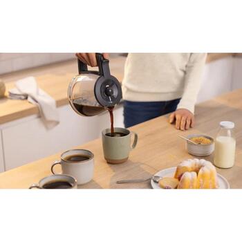 Bosch Кофеварка TKA2M111, 1200 Вт, 1,4 л, 10-15 чашек, с заземлением, съемный водяной бак (TKA2M111)