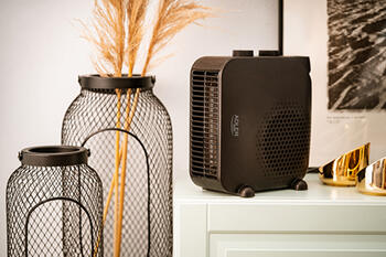 Super kompakts un efektīvs ventilatora sildītājs 2000W 2 jaudas līmeņi Melns AD7725B Adler (AD 7725b)