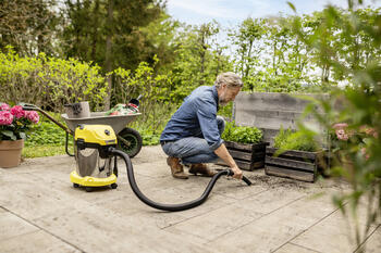 Karcher WD 3-18 S 1.628-575.0, 18V, 17л, 110мбар, 30л/с, 75Вт, 270Вт, 70дБ, 2x0.5м, 35мм (1.628-575.0)