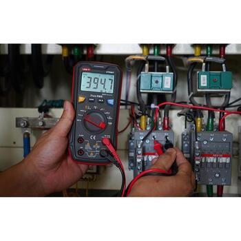 Uni-T Цифровой мультиметр UT60BT, 9999 отсчетов, 1000 В AC/DC, 10 А AC/DC, 100 МΩ сопротивление, Bluetooth, индикатор заряда (UT60BT)