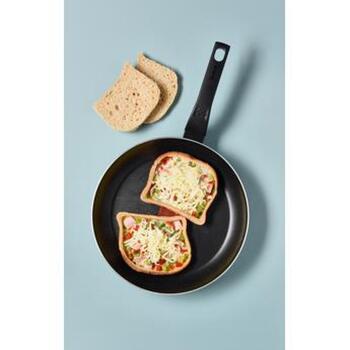 Tefal Panna B5690453 Easy Plus, 24cm, alumīnijs, pretpiedeguma pārklājums, Thermo-Spot, fiksēts rokturis, trauku mazgājamā mašīnā (B5690453)