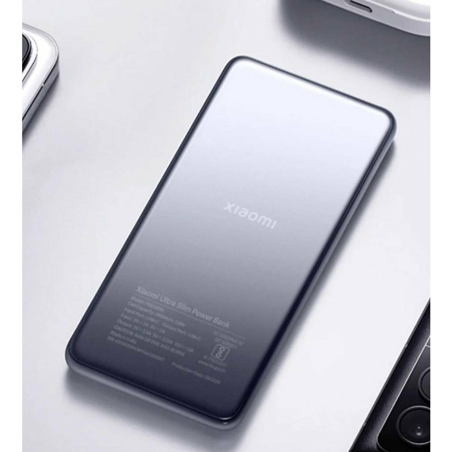 Супертонкий внешний аккумулятор 5000 mAh 20 W 24-pin USB-C серебристый BHR9535GL Xiaomi (BHR9535GL)