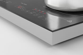 Настольная индукционная плита с 2 зонами нагрева Sensor-Touch дисплеем и таймером чёрная ProGourmet 3500 Caso (02233)