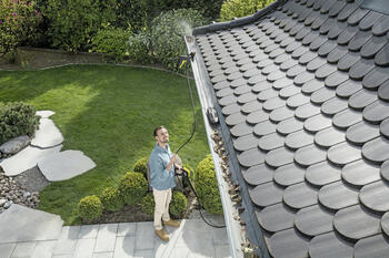 Karcher комплект для очистки желобов и труб 2.642-240.0, 20м, 4 форсунки, латунное соединение, защита от сжатия (2.642-240.0)