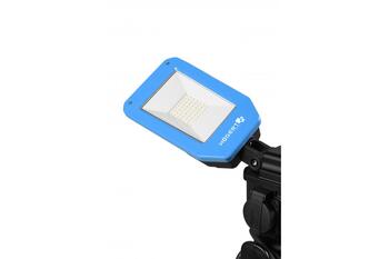 Hogert prožektors ar statīvu HT1E455, 10000lm, IP54, IK08, 3m kabelis, 56 SMD LED, 6500K, 100-240V (HT1E455)
