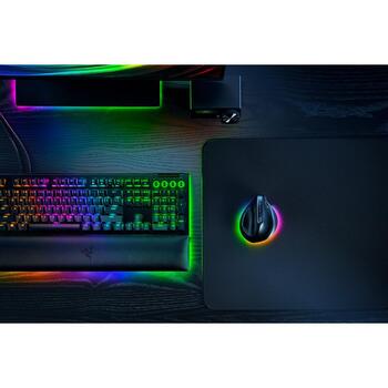 Razer ergonomiska bezvadu pele Pro Click V2 Vertical RZ01-05250100-R3G1, 30000 dpi, 8 pogas, RGB apgaismojums, mehāniskais slēdzis (RZ01-05250100-R3G1)