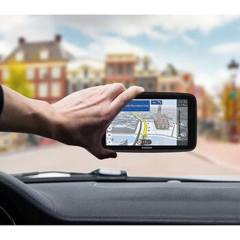 CAR GPS NAVIGATION SYS 6