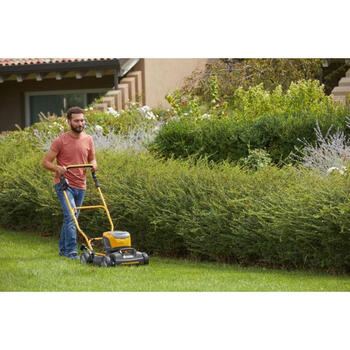STIGA Multiclip 547 AE Kit аккумуляторная газонокосилка 48V 45cm 4Ah батарея Черно-Желтая (298471058/ST1)