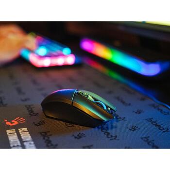 A4Tech Игровая мышь A4TMYS47696, 12000 CPI, 300 IPS, 8 кнопок, RGB подсветка, беспроводная, USB зарядка (A4TMYS47696)
