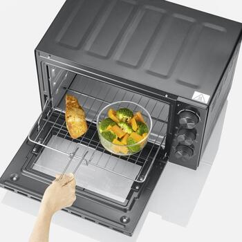 Severin Микроволновая печь MW 007580, 700W, 19л, 6 уровней мощности, 30 мин таймер, ручной переключатель, подсветка (MW 007580)