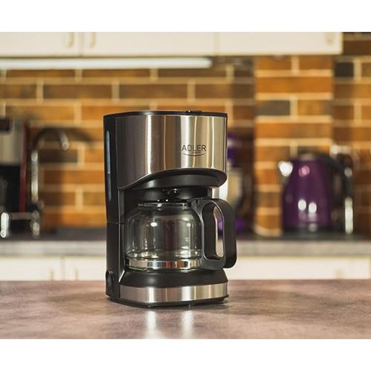 Adler Кофеварка AD 4407, 550 W, 0.7 L, Полуавтомат, Черный, Смываемый фильтр, Антикапельная функция (AD 4407)