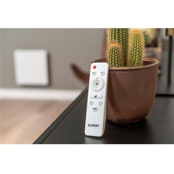 Infrasarkanais paneļa sildītājs mājai ar WiFi vadību un termostatu sienas 650W IP24 Mon Soleil DSP 650 Eurom (361919)