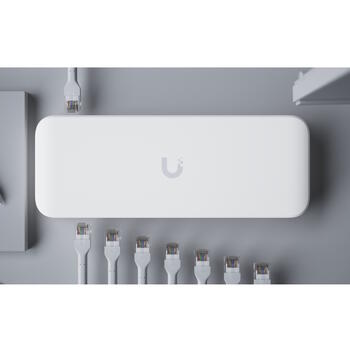 Коммутатор Layer 2 8 портов GbE PoE с 7 × PoE+ выходами и 1 × PoE++ входом RJ45 10 100 1000 Мбит с USW Ultra Белый Ubiquiti (USW-ULTRA)