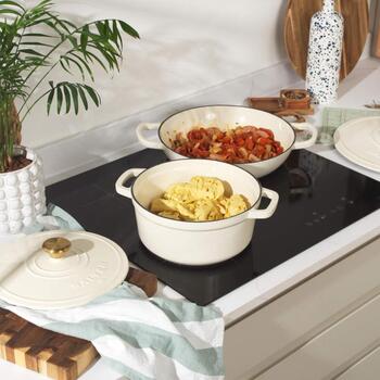 Salter Chester кастрюля BW13771C, 3.4L, чугун, 24.2cm, кремовый, с крышкой, совместима со всеми плитами (BW13771C)