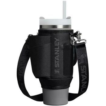 Stanley Сумка 2812444023 0,89L черная, 100% переработанный полиэстер, 3 кармана, карабин для ключей (2812444023)