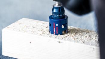 Caurumzāģis 25mm Construction Material, Urbjmašīnām/skrūvgriežiem, triecienurbjmašīnām/triecienskrūvgriežiem EXPERT CONSTRUCTION MATERIAL PC PLUS CAURUMZĀĢIS, 2608900454, BOSCH (2608900454)