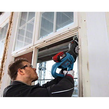Аккумуляторная лобзиковая пила GSA 18V-32, SOLO 06016A8109 BOSCH (06016A8109)