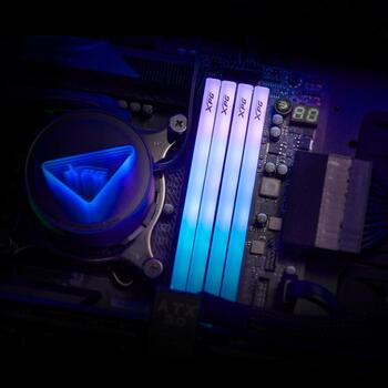 Adata память DIMM AX5U6000C3016G-DTLABRBK 32 ГБ DDR5 6000 МГц 288-pin, On-die ECC, XMP 3.0, AMD EXPO (AX5U6000C3016G-DTLABRBK)