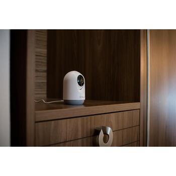Tellur Smart WiFi внутренняя камера TLL331391, 3MP, Ultra HD 2304x1296, f:3,6mm, 20к/с, 2W динамик, двусторонний звук (TLL331391)