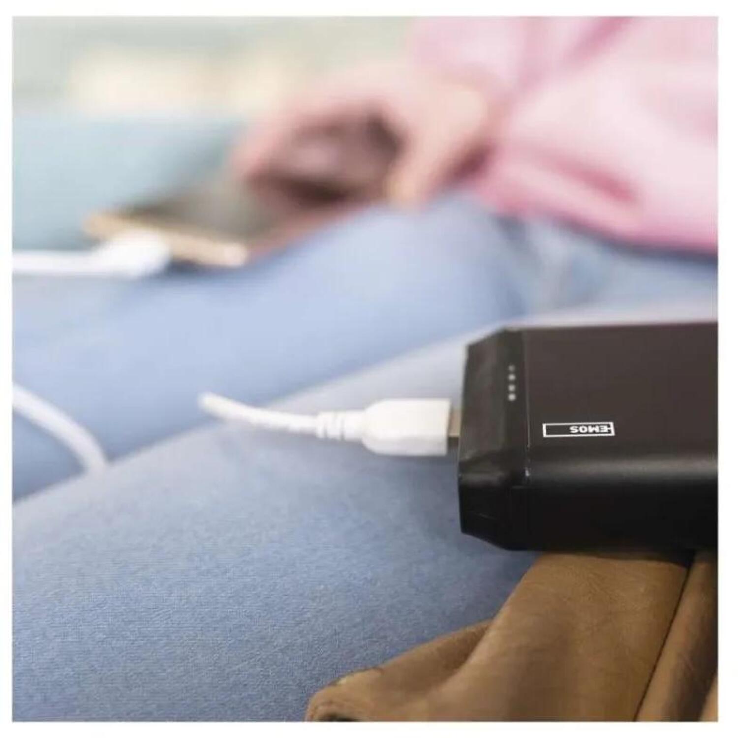Emos Внешний аккумулятор Powerbank B0527B, 20000 мАч, 10 Вт, 3 USB выхода, ABS пластик, LED индикатор (B0527B)