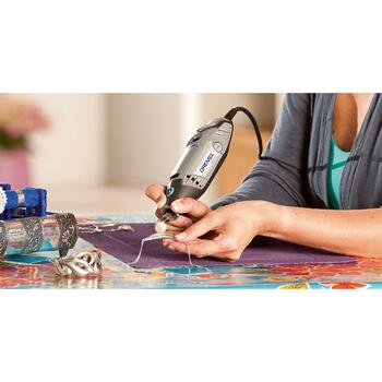 Rotācijas multi instruments 3000-15 sērijas ar 15 piederumiem F0133000JA DREMEL (F0133000JA)