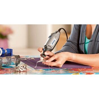 Rotācijas multi instruments 3000-1/25 EZ sērijas ar 25 piederumiem F0133000JP DREMEL (F0133000JP)