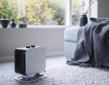 Ventilatora sildītājs ar 1800 W jaudu diviem jaudas līmeņiem piemērots 10–30 m² telpām balts CUS1800MECWA Mill (CUS1800MECWA)