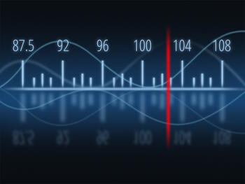 Портативная Bluetooth колонка мощностью 24 Вт с защитой от воды IPX5 TWS FM радио USB и динамической RGB подсветкой PS-360 Чёрный SV-021740 SVEN (SV-021740)