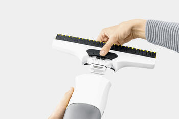 Karcher Очиститель окон WV 6 Plus 1.633-741.0, 0,15л, 100мин, 280мм, литий-ионный, белый (1.633-741.0)