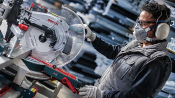 Paneļzāģiem PRO ALUMINIUM CORDLESS RIPZĀĢA ASMENS BOSCH 2608837782 (2608837782)